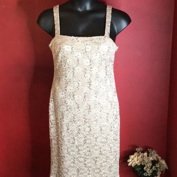 R&M COLLECTION SEQUINED DRESS - Picture 2 of 4